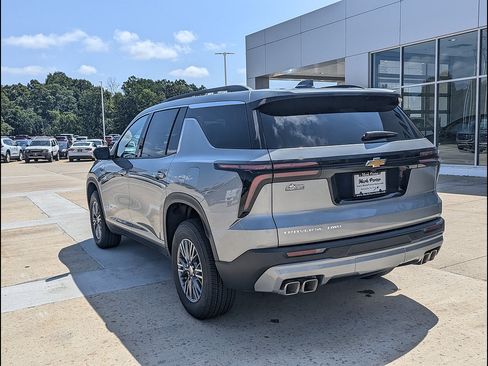 New 2026 Chevrolet Traverse LT AWD/4WD image 8
