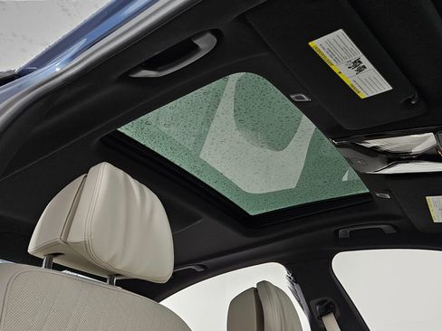 Used 2023 BMW 540i w/ Executive Package image 18