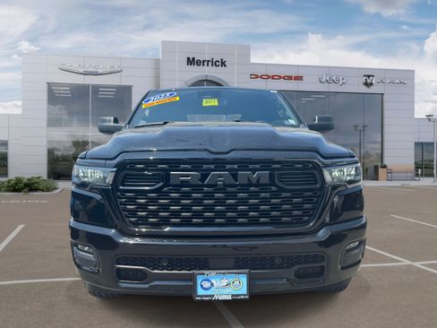 Used 2025 RAM 1500 Tradesman AWD/4WD image 3