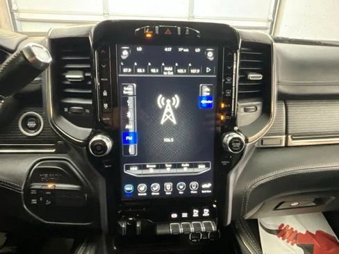 Used 2020 RAM 2500 Limited AWD/4WD image 9