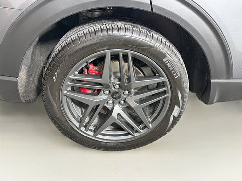 Used 2025 Ford Explorer ST w/ Sun And Sound Package image 37