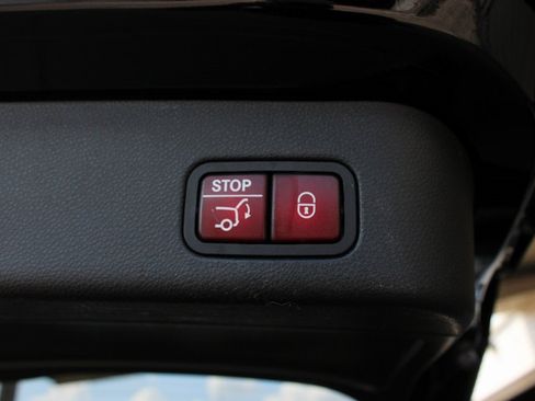 Used 2018 Mercedes-Benz GLE 350 image 28