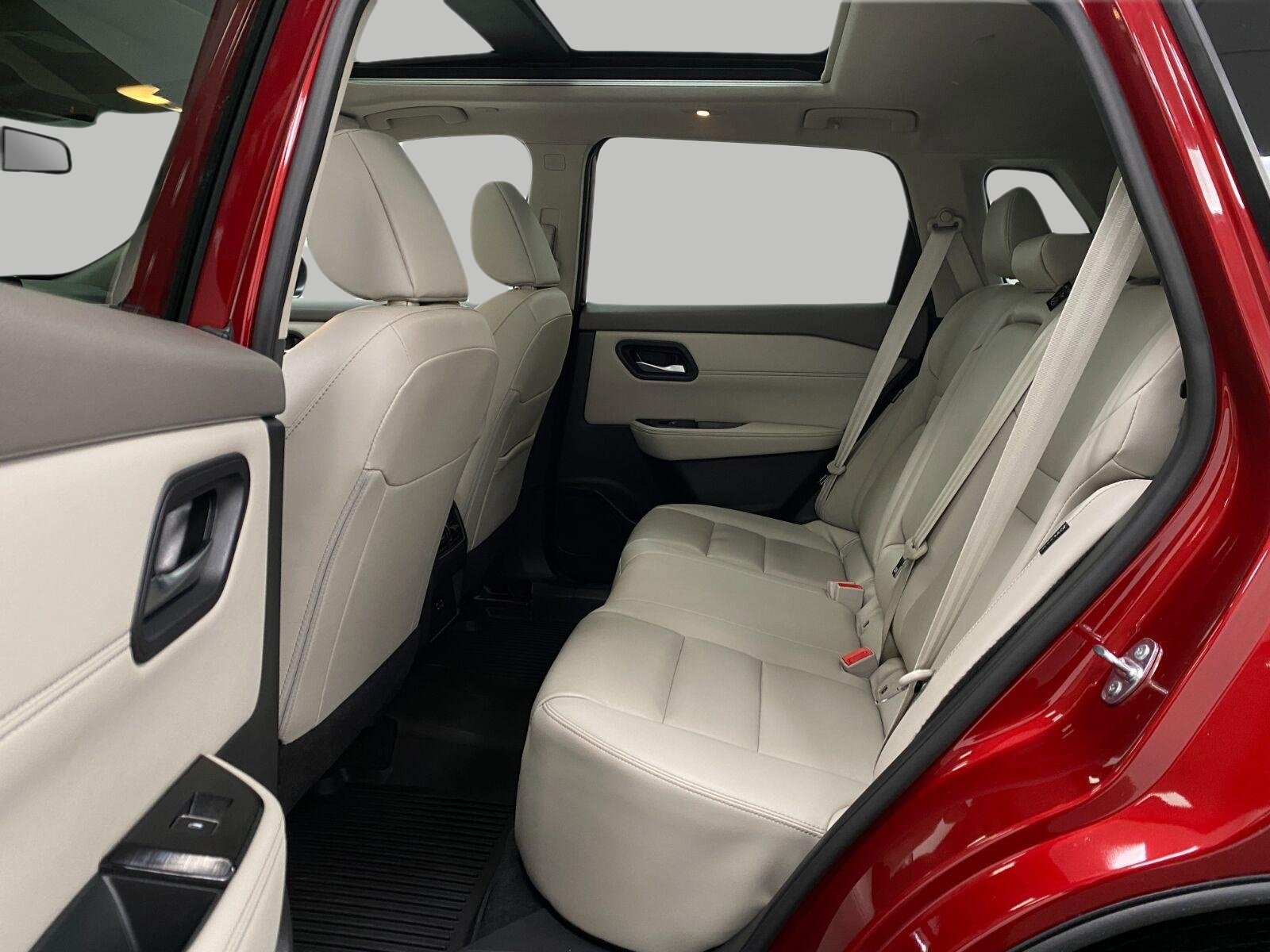 Certified 2023 Nissan Rogue SL AWD/4WD image 29