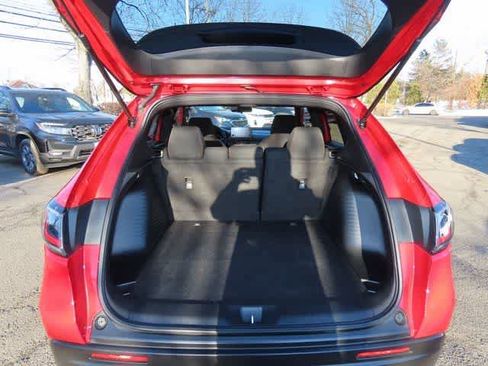 Certified 2025 Honda HR-V Sport image 12