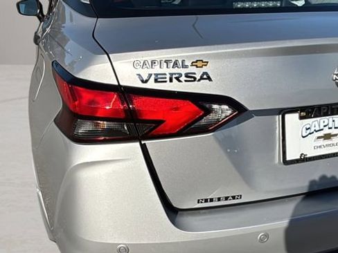 Used 2024 Nissan Versa S w/ S Plus Package image 34