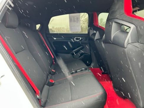 Used 2025 Honda Civic Type R image 26