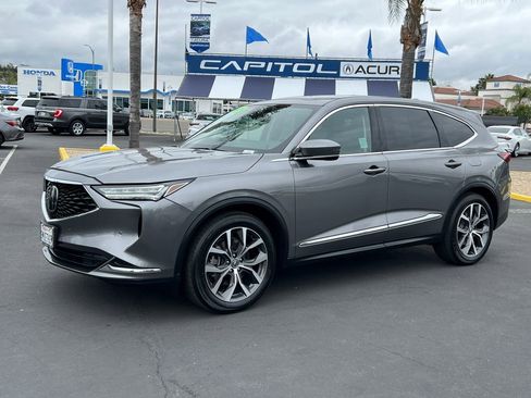 Certified 2024 Acura MDX FWD w/ Technology Package image 4