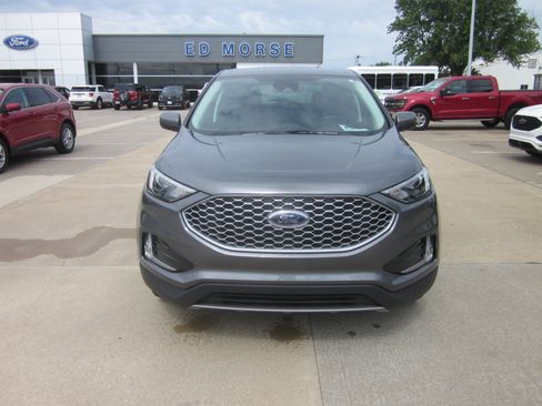 Used 2024 Ford Edge SEL w/ Convenience Package AWD/4WD image 2