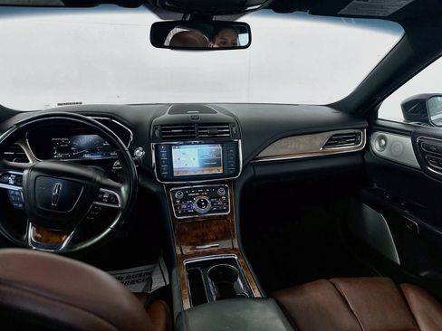 Used 2017 Lincoln Continental Reserve w/ Luxury Package AWD/4WD image 22