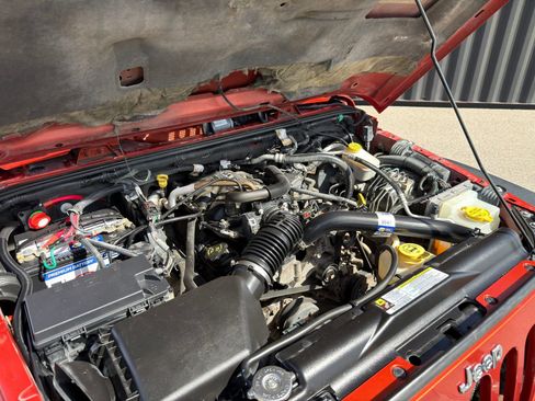 Used 2009 Jeep Wrangler Unlimited Rubicon w/ Trailer Tow Group image 31