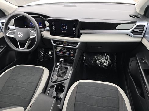 New 2026 Volkswagen Taos SE AWD/4WD image 19