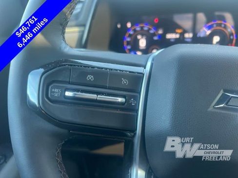 Used 2025 Chevrolet Colorado ZR2 w/ Technology Package image 14