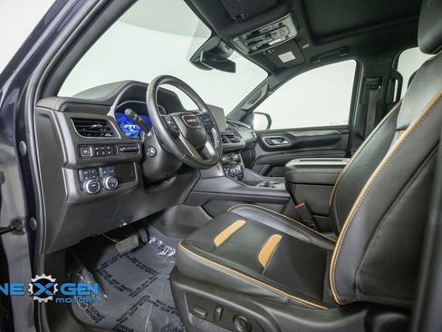 Used 2023 GMC Yukon XL AT4 w/ AT4 Premium Package AWD/4WD image 10