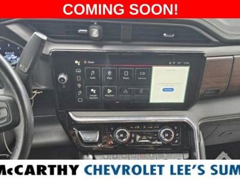 Used 2024 GMC Sierra 2500 Denali Ultimate AWD/4WD image 8