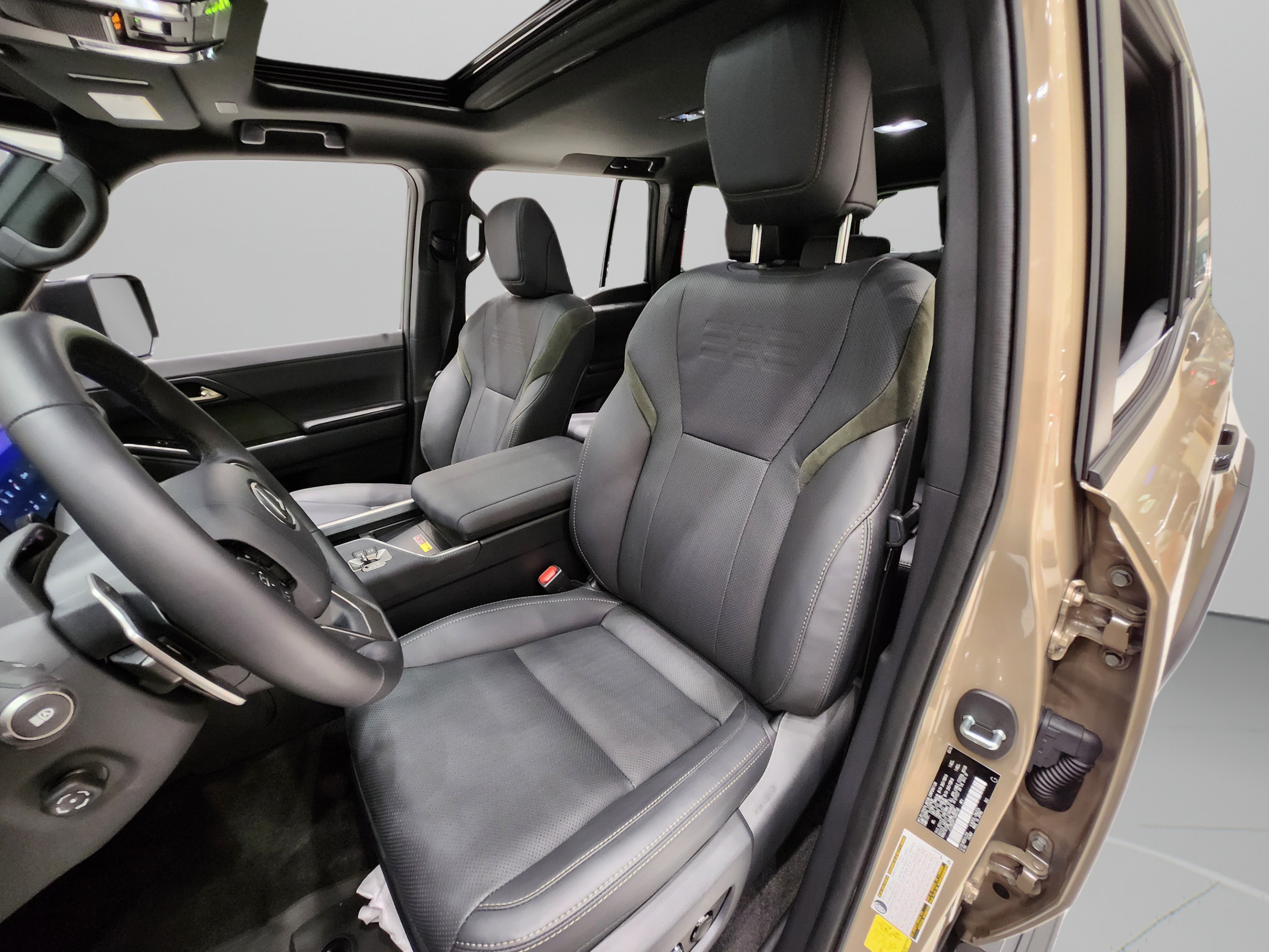 Certified 2026 Lexus GX 550 AWD/4WD image 19