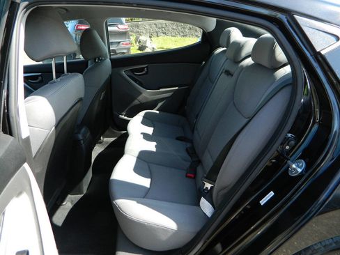 Used 2012 Hyundai Elantra GLS w/ Preferred Pkg 3 image 14