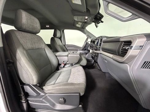 Used 2023 Ford F150 XLT w/ Trailer Tow Package image 9