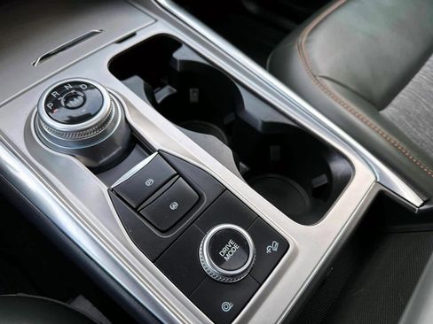 Used 2022 Ford Explorer Timberline image 32