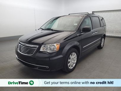 Used 2015 Chrysler Town & Country Touring w/ Driver Convenience Group