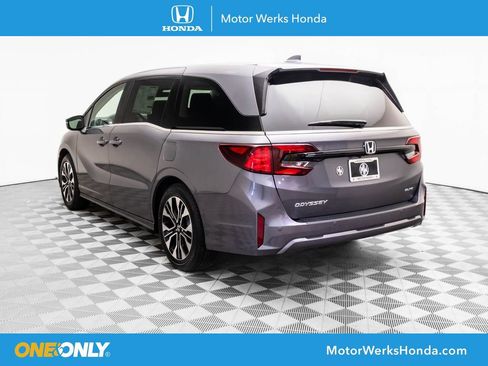 New 2026 Honda Odyssey Elite image 3