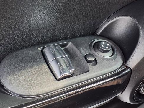 Used 2018 MINI Cooper S image 20