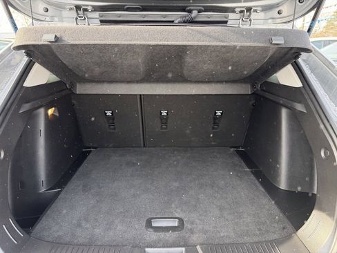 Used 2024 Chevrolet Trax LT w/ LT Convenience Package image 36