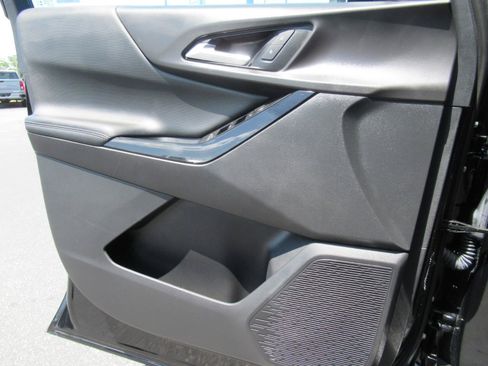 Certified 2026 Chevrolet Equinox LT FWD image 19