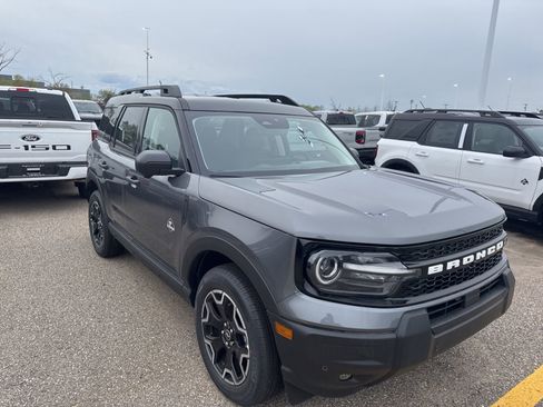 New 2026 Ford Bronco Sport Outer Banks w/ Outer Banks Tech Package+ AWD/4WD image 12