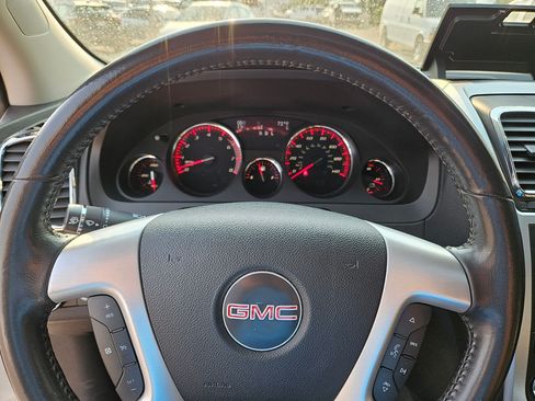 Used 2010 GMC Acadia SLT AWD/4WD image 21
