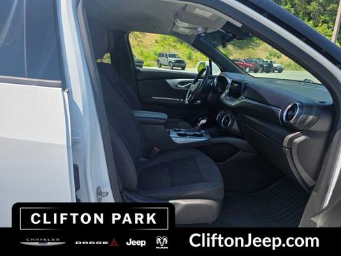 Used 2020 Chevrolet Blazer LT AWD/4WD image 13