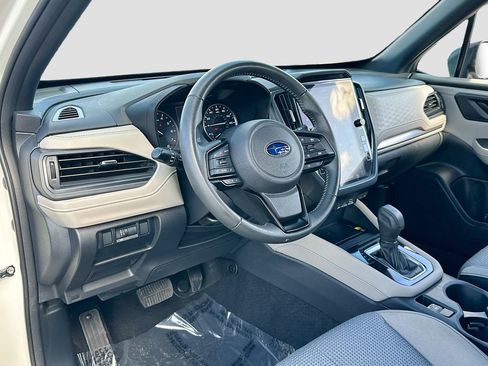Certified 2025 Subaru Forester Premium AWD/4WD image 9