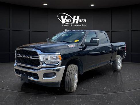 Used 2024 RAM 2500 Tradesman w/ Chrome Appearance Group image 2