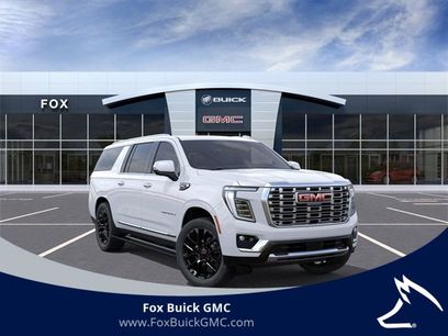 New 2026 GMC Yukon XL Denali w/ Sun & Power Step Package