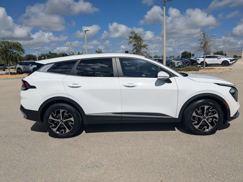 Certified 2023 Kia Sportage EX FWD image 4