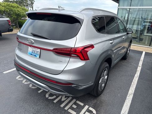 Used 2023 Hyundai Santa Fe SEL w/ Premium Package AWD/4WD image 4