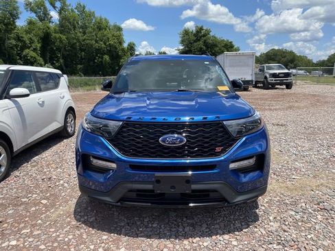 Used 2023 Ford Explorer ST w/ Equipment Group 401A AWD/4WD image 2