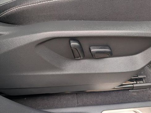 Used 2024 Volkswagen Atlas Cross Sport SEL R-Line image 12