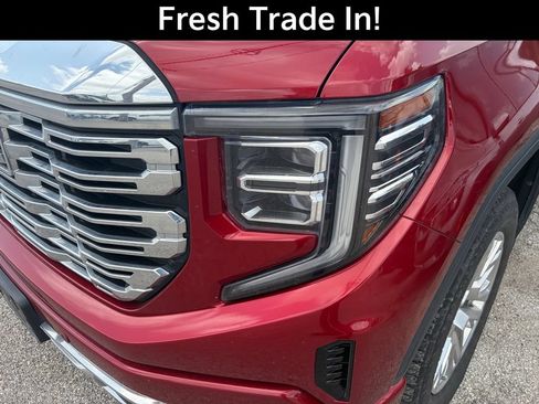 Used 2023 GMC Sierra 1500 Denali AWD/4WD image 4