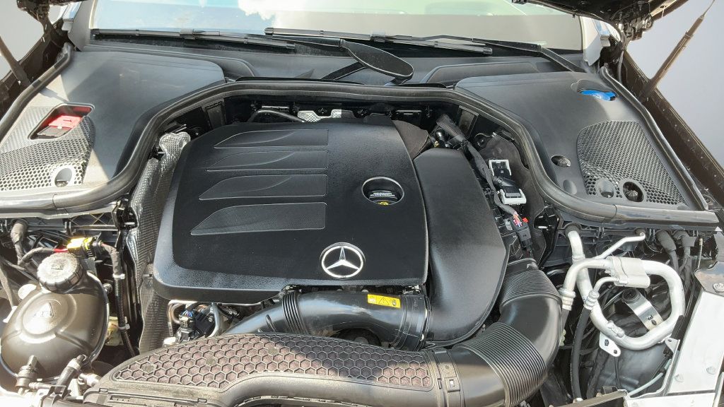 Used 2023 Mercedes-Benz E 350 4MATIC Sedan image 24