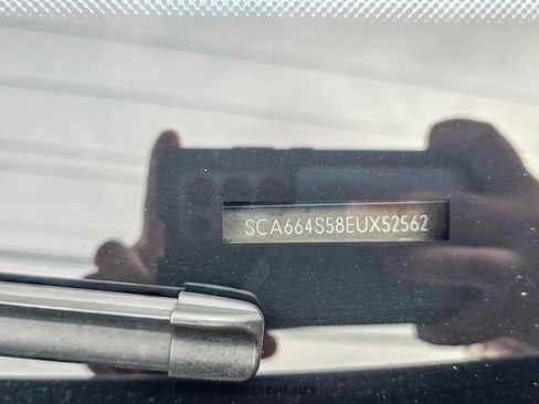 Used 2014 Rolls-Royce Ghost image 84