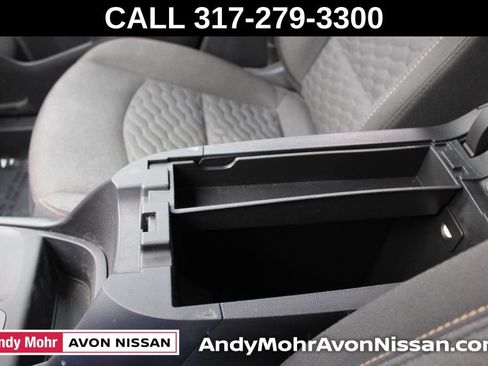 Used 2020 Chevrolet Equinox LT FWD image 40