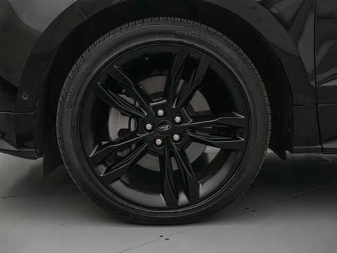 Certified 2023 Ford Edge ST w/ Equipment Group 401A AWD/4WD image 10