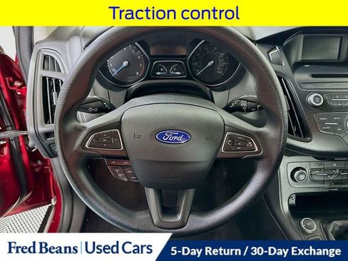 Used 2015 Ford Focus SE image 14
