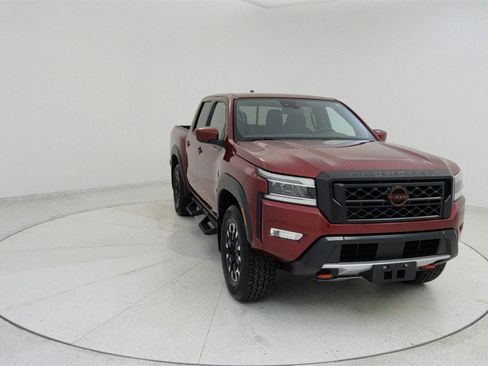 Used 2022 Nissan Frontier PRO-4X w/ Technology Package image 7