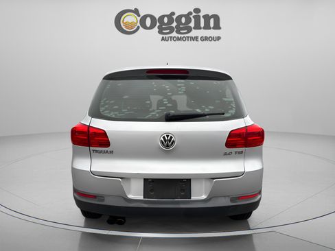 Used 2013 Volkswagen Tiguan S image 4