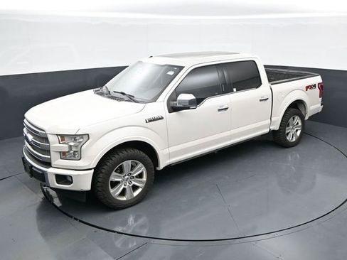 Used 2017 Ford F150 Platinum w/ Equipment Group 701A Luxury AWD/4WD image 11