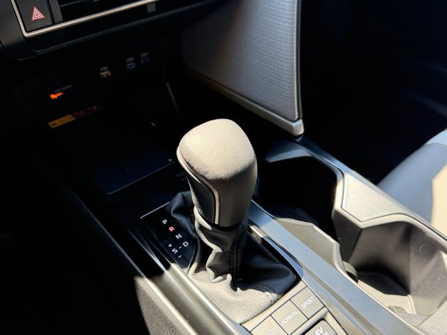 Used 2025 Toyota Camry SE FWD image 24