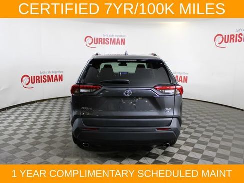 Used 2025 Toyota RAV4 XLE AWD/4WD image 5