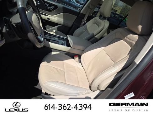 Used 2023 Lincoln Aviator Reserve w/ Equipment Group 201A AWD/4WD image 33