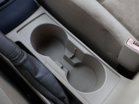 Used 2009 Toyota Corolla S image 36